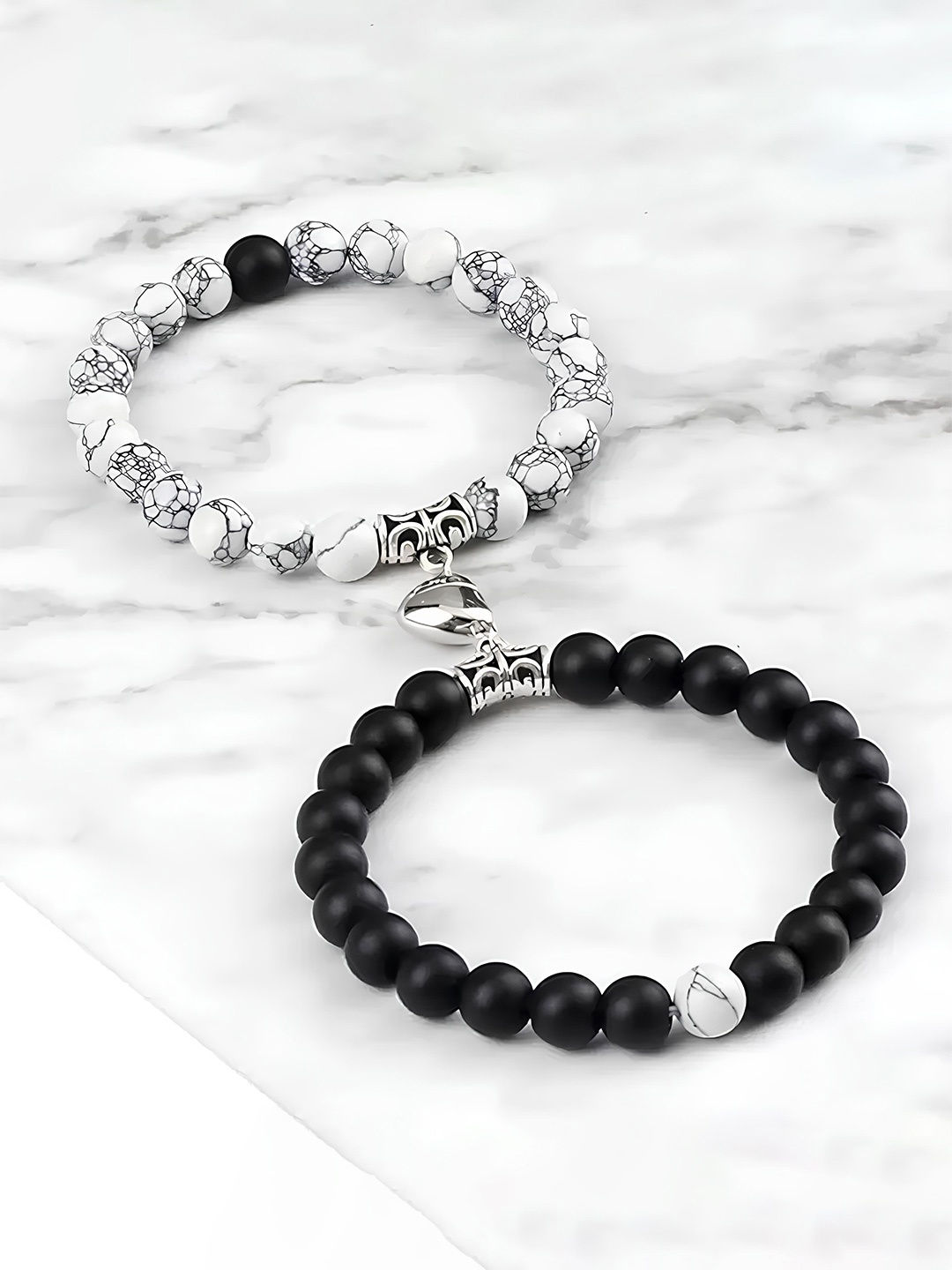 KARISHMA KREATIONS Unisex Set of 2 Glow In the Dark & Beaded Elasticated Bracelets, Black
KARISHMA KREATIONS Unisex Set of 2 Glow In the Dark & Beaded Elasticated Bracelets, Black