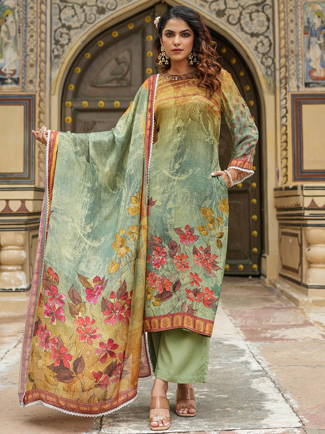 SCAKHI Ethnic Motifs Embroidered Mirror Work Silk Crepe Kurta with Trousers & Dupatta, Green
SCAKHI Ethnic Motifs Embroidered Mirror Work Silk Crepe Kurta with Trousers & Dupatta, Green