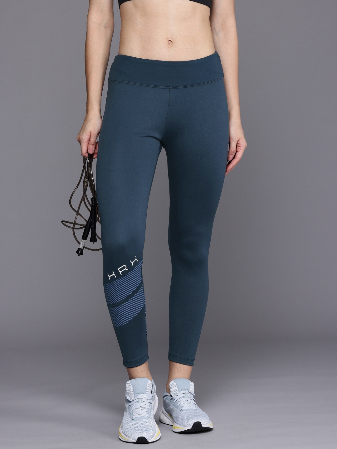 HRX by Hrithik Roshan Women Rapid-Dry Antimicrobial Finish Training Tights, Navy blue
HRX by Hrithik Roshan Women Rapid-Dry Antimicrobial Finish Training Tights, Navy blue