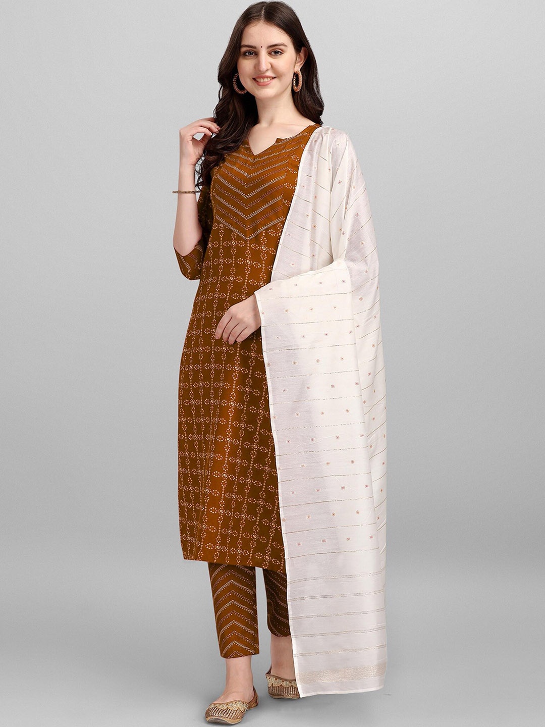 WILNERCROWN Bandhani Printed Pure Cotton Straight Kurta With Trousers & Dupatta, Mustard
WILNERCROWN Bandhani Printed Pure Cotton Straight Kurta With Trousers & Dupatta, Mustard