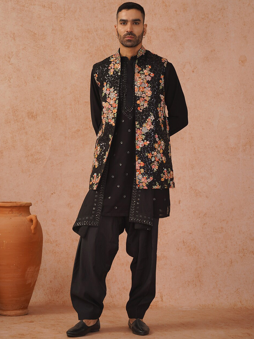 KALPRAAG Ethnic Motifs Embroidered Regular Kurta with Patiala & Dupatta, Black
KALPRAAG Ethnic Motifs Embroidered Regular Kurta with Patiala & Dupatta, Black