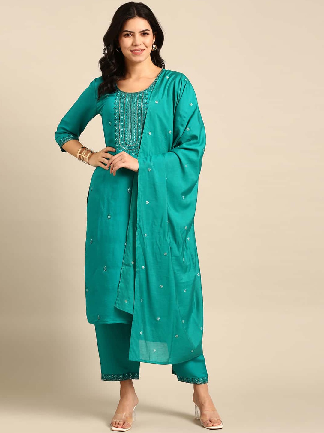 Stylefables Women Floral Embroidered Regular Thread Work Kurta with Trousers & With Dupatta, Blue
Stylefables Women Floral Embroidered Regular Thread Work Kurta with Trousers & With Dupatta, Blue