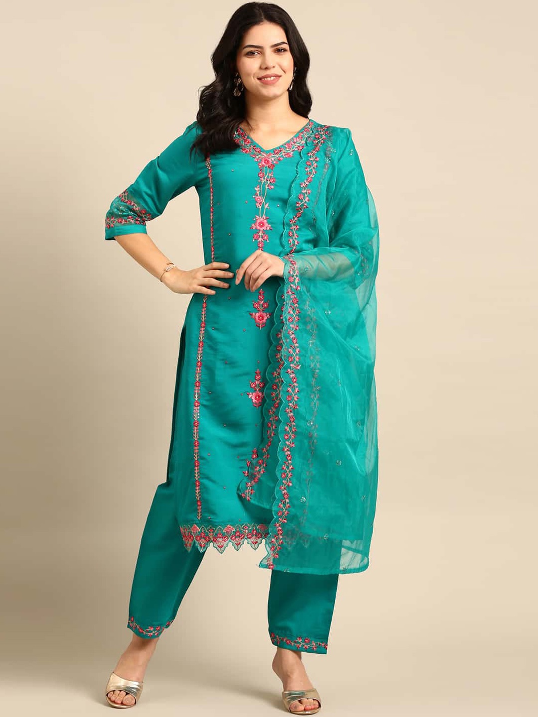 Stylefables Ethnic Motifs Embroidered Regular Thread Work Kurta with Trousers & Dupatta, Teal
Stylefables Ethnic Motifs Embroidered Regular Thread Work Kurta with Trousers & Dupatta, Teal