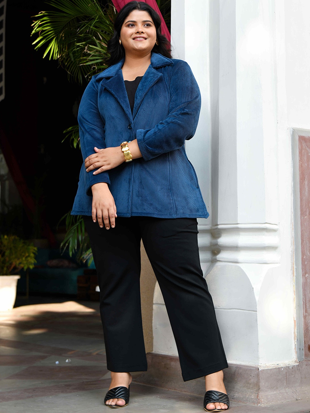 The Plus Size Store by Meera Creations Lapel Collar Single-Breasted Overcoat, Blue
The Plus Size Store by Meera Creations Lapel Collar Single-Breasted Overcoat, Blue