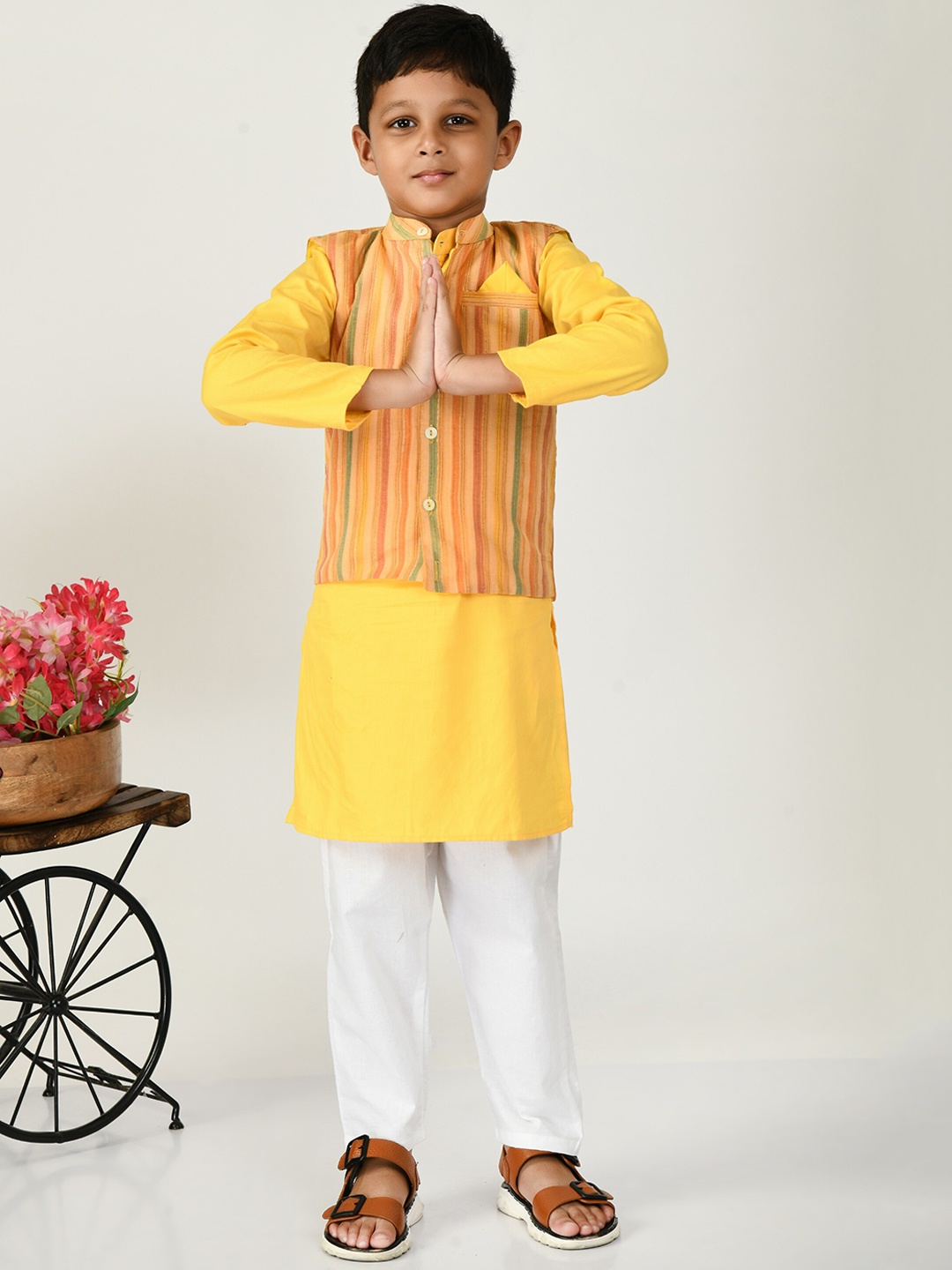 BAESD Boys Mandarin Collar Regular Pure Cotton Straight Kurta with Trouser & Jacket, Yellow
BAESD Boys Mandarin Collar Regular Pure Cotton Straight Kurta with Trouser & Jacket, Yellow