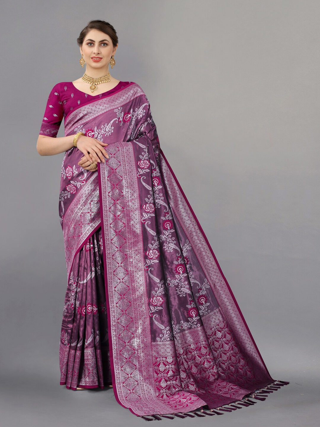HIRAPARA ENTERPRICE Ethnic Motifs Woven Design Zari Pure Silk Banarasi Saree, Pink
HIRAPARA ENTERPRICE Ethnic Motifs Woven Design Zari Pure Silk Banarasi Saree, Pink
