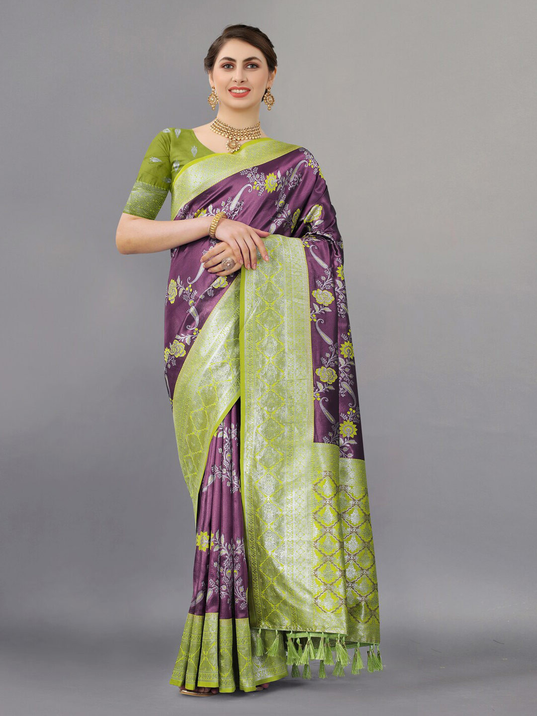 HIRAPARA ENTERPRICE Ethnic Motifs Woven Design Zari Pure Silk Banarasi Saree, Green
HIRAPARA ENTERPRICE Ethnic Motifs Woven Design Zari Pure Silk Banarasi Saree, Green