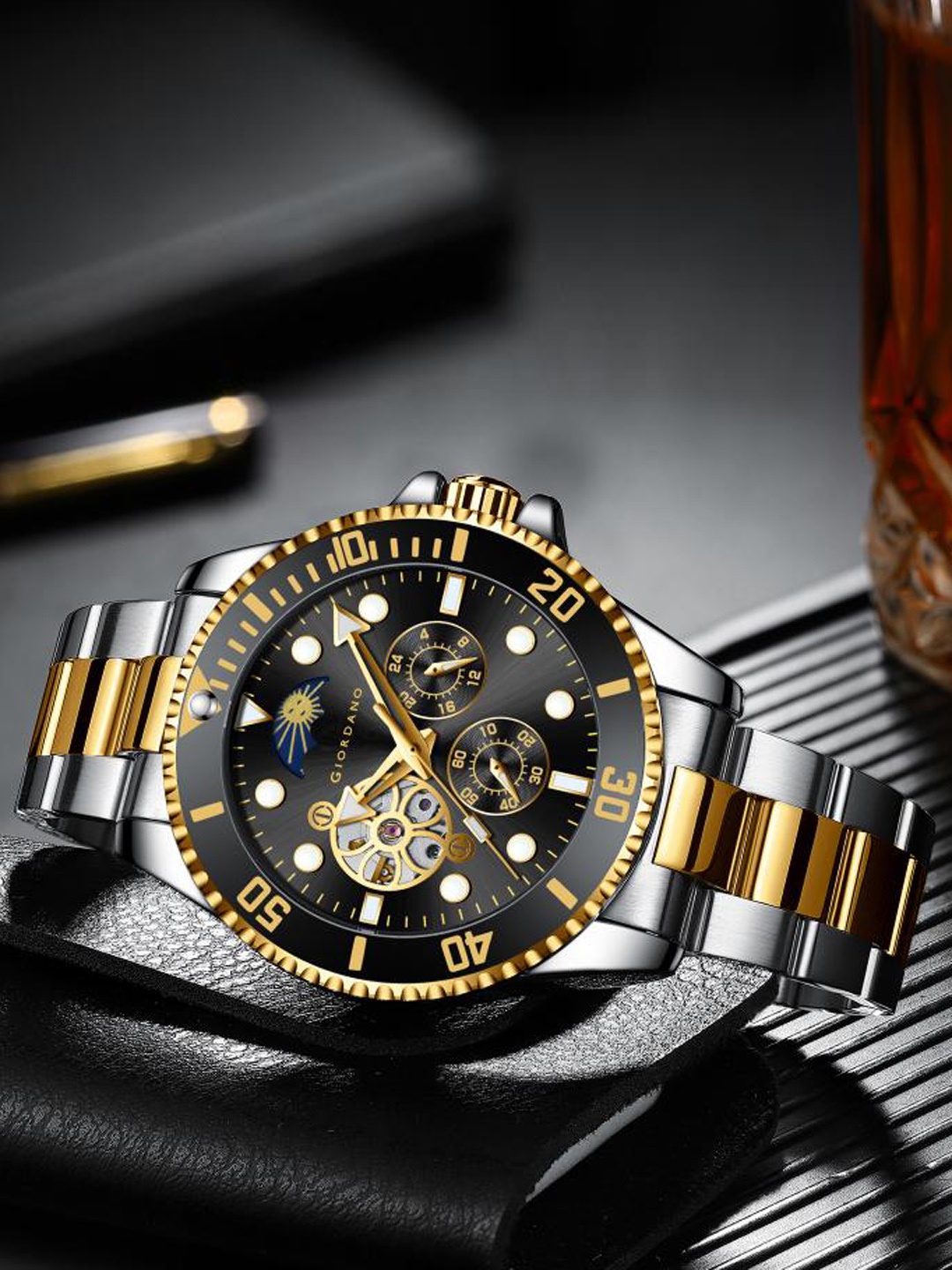 GIORDANO Men Stainless Steel Bracelet Style Straps Analogue Automatic Watch GZ-50083-33, Gold
GIORDANO Men Stainless Steel Bracelet Style Straps Analogue Automatic Watch GZ-50083-33, Gold