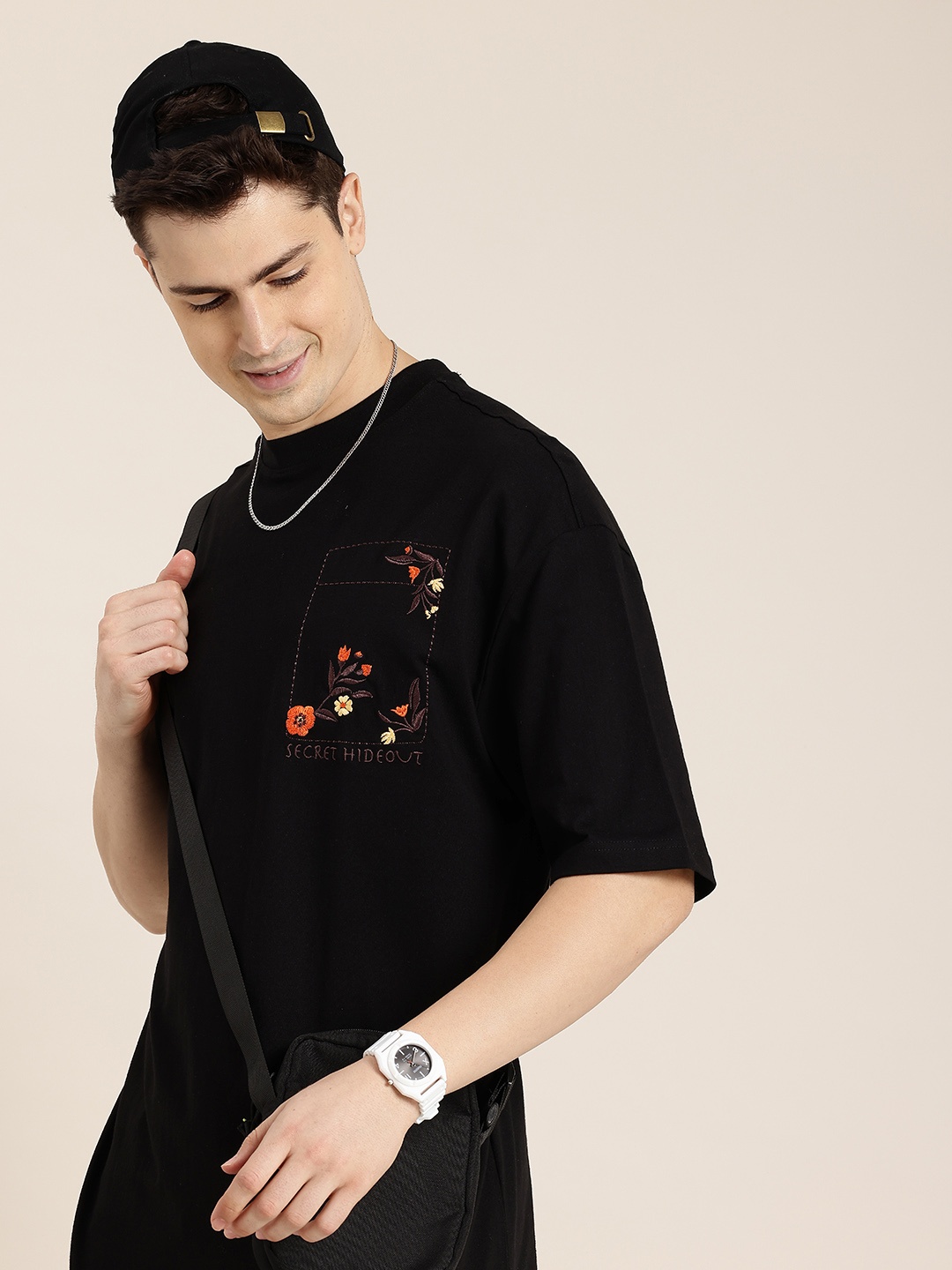 HERE&NOW Pure Cotton Floral Embroidered Drop-Shoulder Sleeves Oversized T-shirt, Black
HERE&NOW Pure Cotton Floral Embroidered Drop-Shoulder Sleeves Oversized T-shirt, Black
