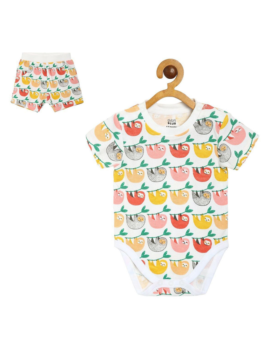 MINI KLUB Boys Pack Of 2 Conversational Printed Pure Cotton T-shirt with Shorts, White
MINI KLUB Boys Pack Of 2 Conversational Printed Pure Cotton T-shirt with Shorts, White