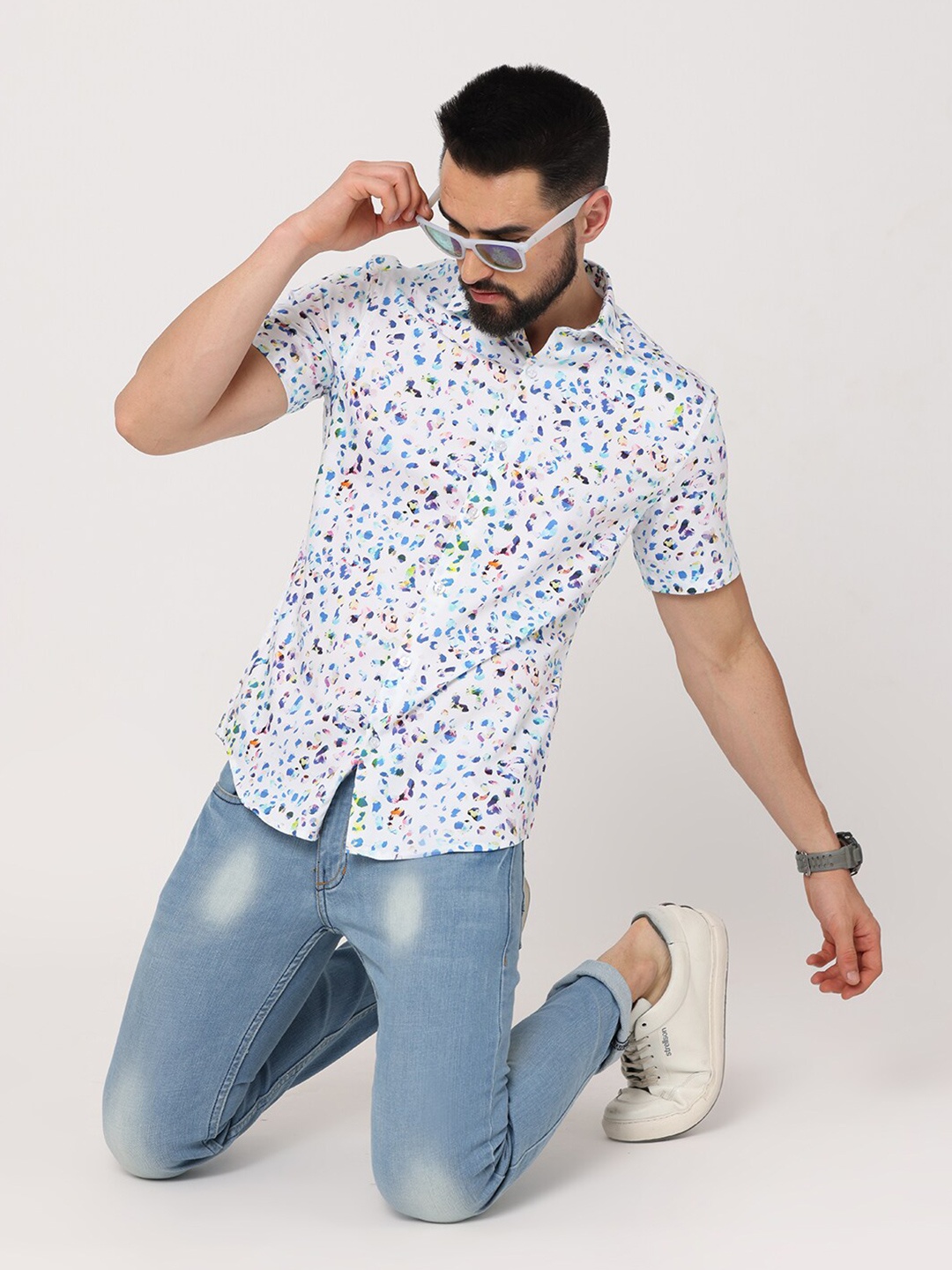 FLY 69 Spread Collar Short Sleeves Premium Slim Fit Abstract Printed Cotton Casual Shirt, White
FLY 69 Spread Collar Short Sleeves Premium Slim Fit Abstract Printed Cotton Casual Shirt, White