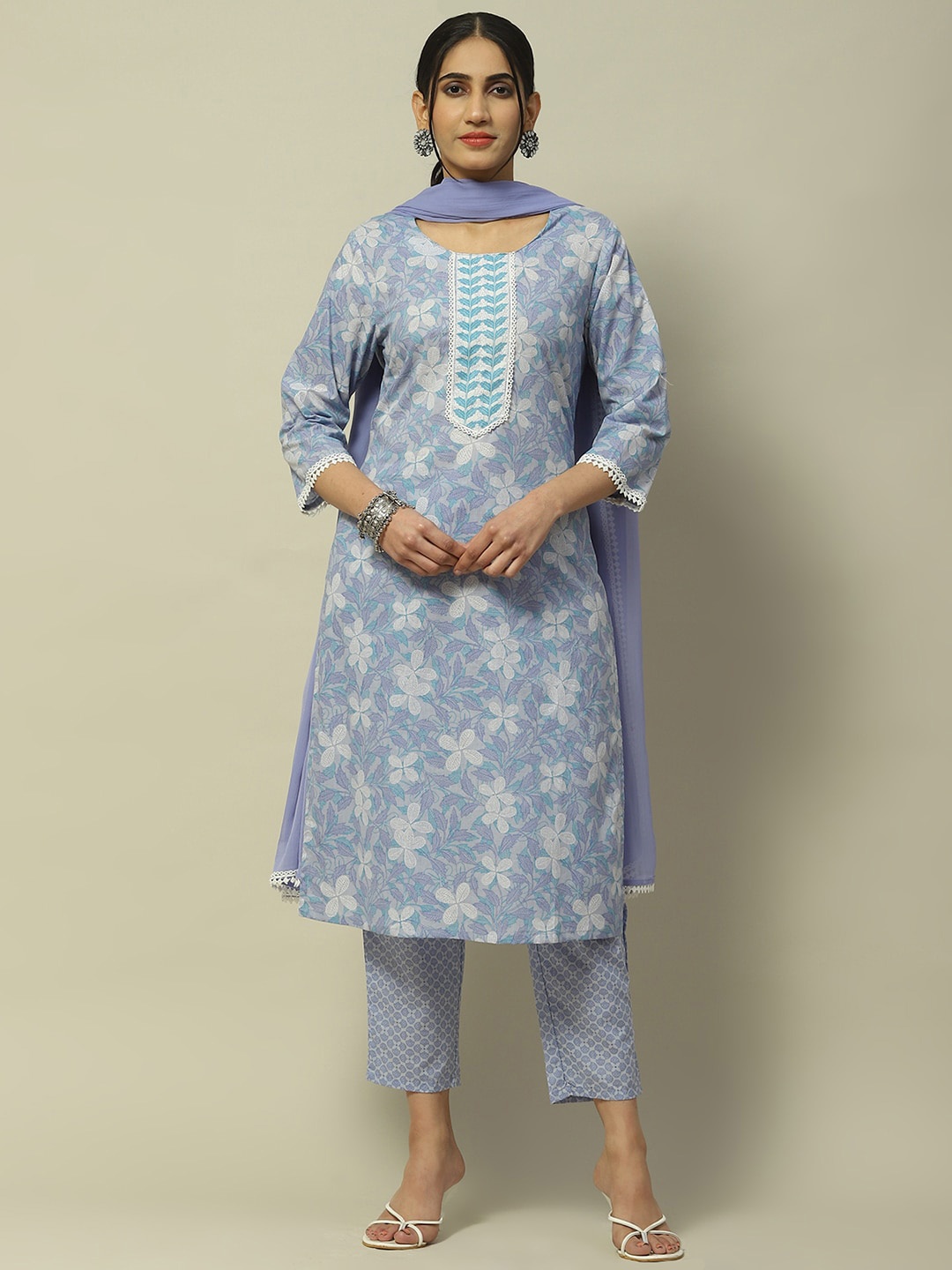 Rangriti Floral Printed Pure Cotton Straight Kurta With Trousers & Dupatta, Lavender
Rangriti Floral Printed Pure Cotton Straight Kurta With Trousers & Dupatta, Lavender