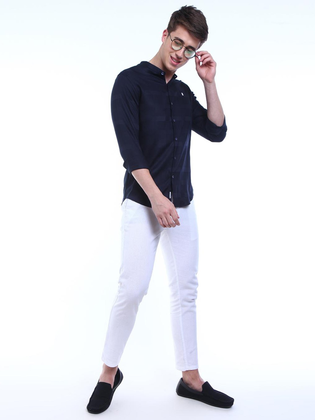 FLY 69 Premium Slim Fit Mandarin Collar Long Sleeves Cotton Casual Shirt, Navy blue
FLY 69 Premium Slim Fit Mandarin Collar Long Sleeves Cotton Casual Shirt, Navy blue