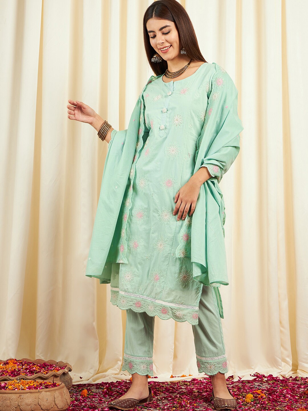 Ishin Floral Embroidered Round Neck Thread Work Pure Cotton Kurta with Trousers & Dupatta, Green
Ishin Floral Embroidered Round Neck Thread Work Pure Cotton Kurta with Trousers & Dupatta, Green