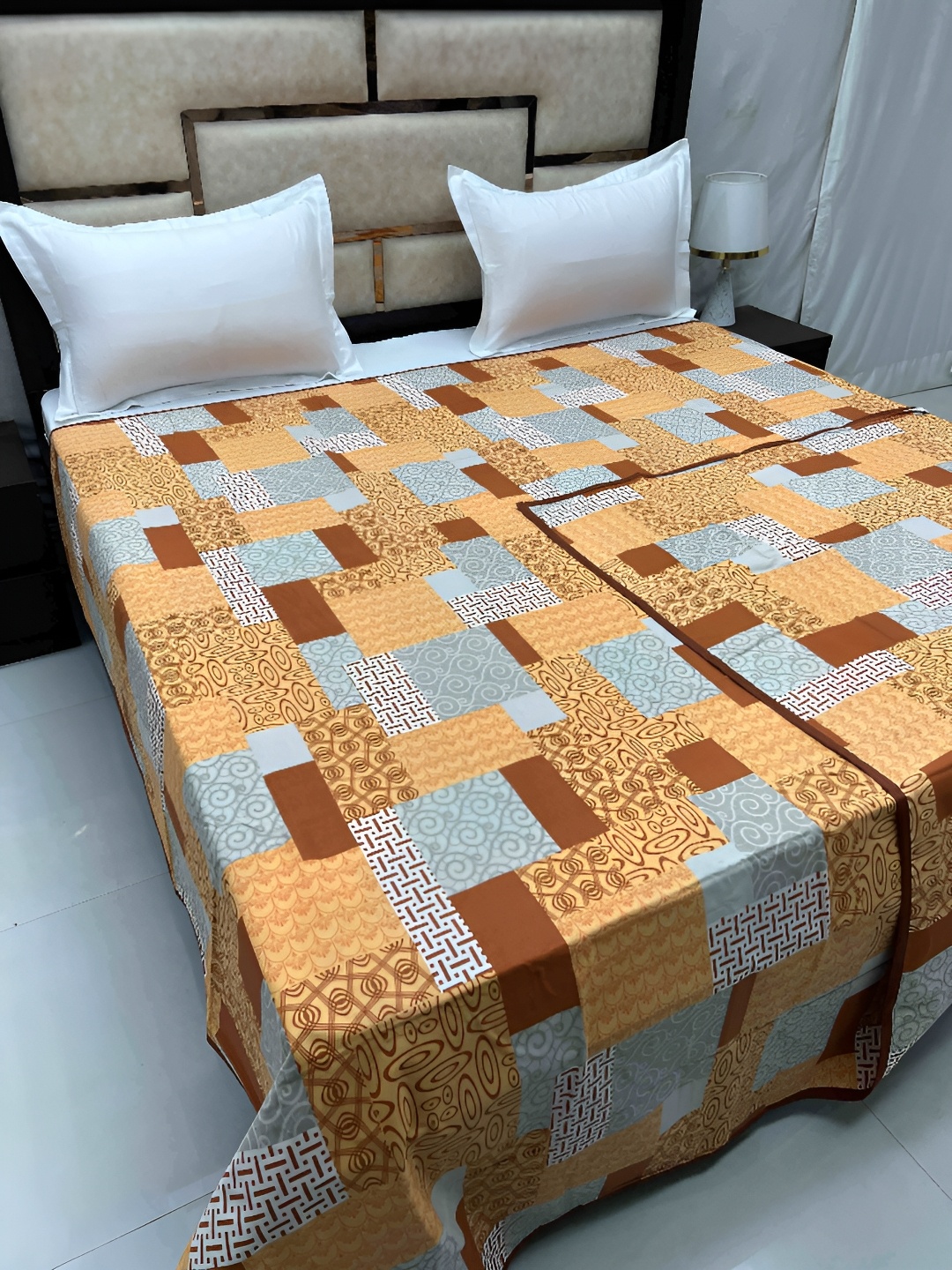 Pure Decor Orange & Brown Abstract Printed Pure Cotton Duvet Cover With Zipper
Pure Decor Orange & Brown Abstract Printed Pure Cotton Duvet Cover With Zipper