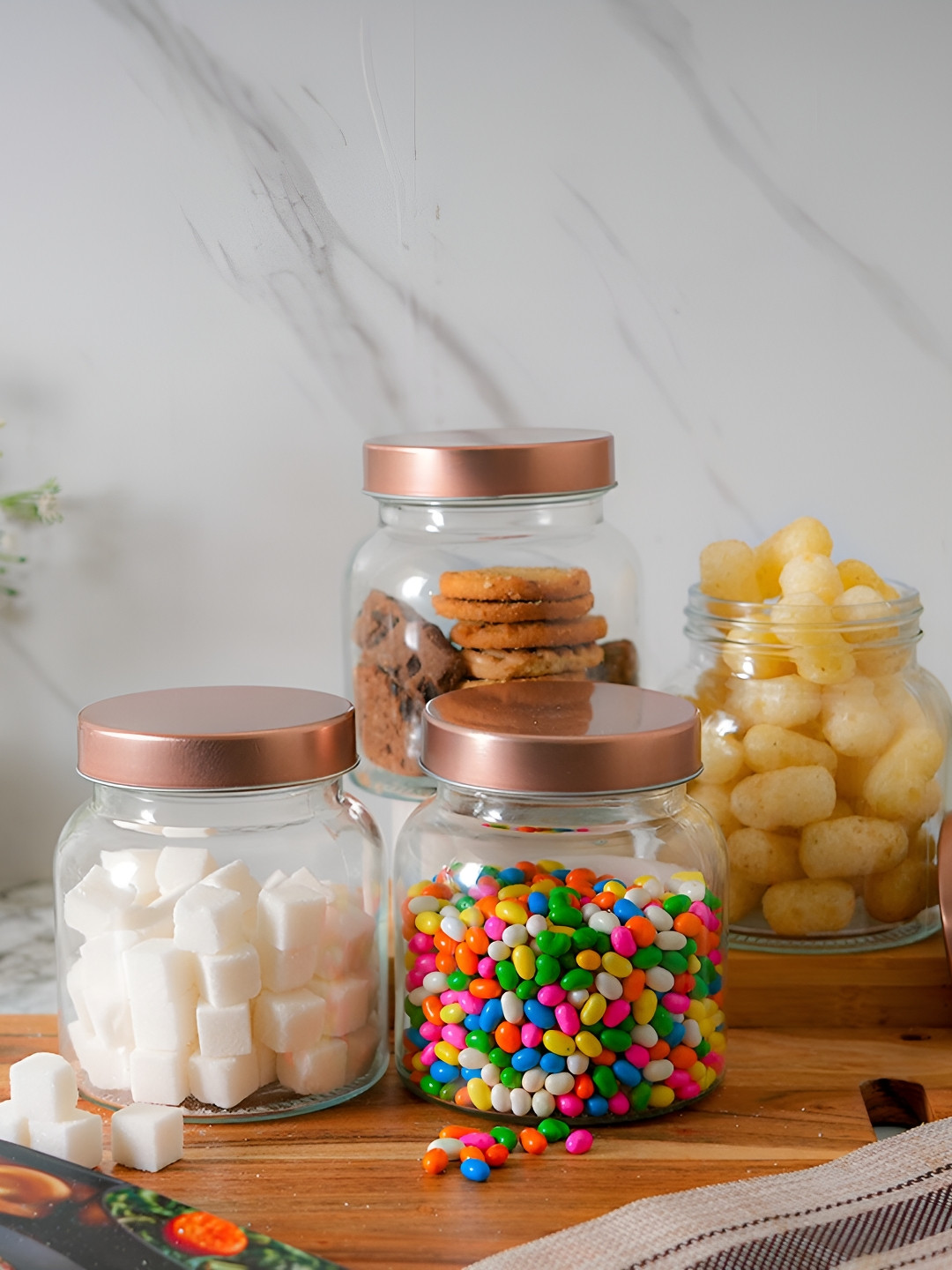 Femora Transparent 4 Pieces Borosilicate Glass Dishwasher Safe Food Containers 700 ml Each
Femora Transparent 4 Pieces Borosilicate Glass Dishwasher Safe Food Containers 700 ml Each