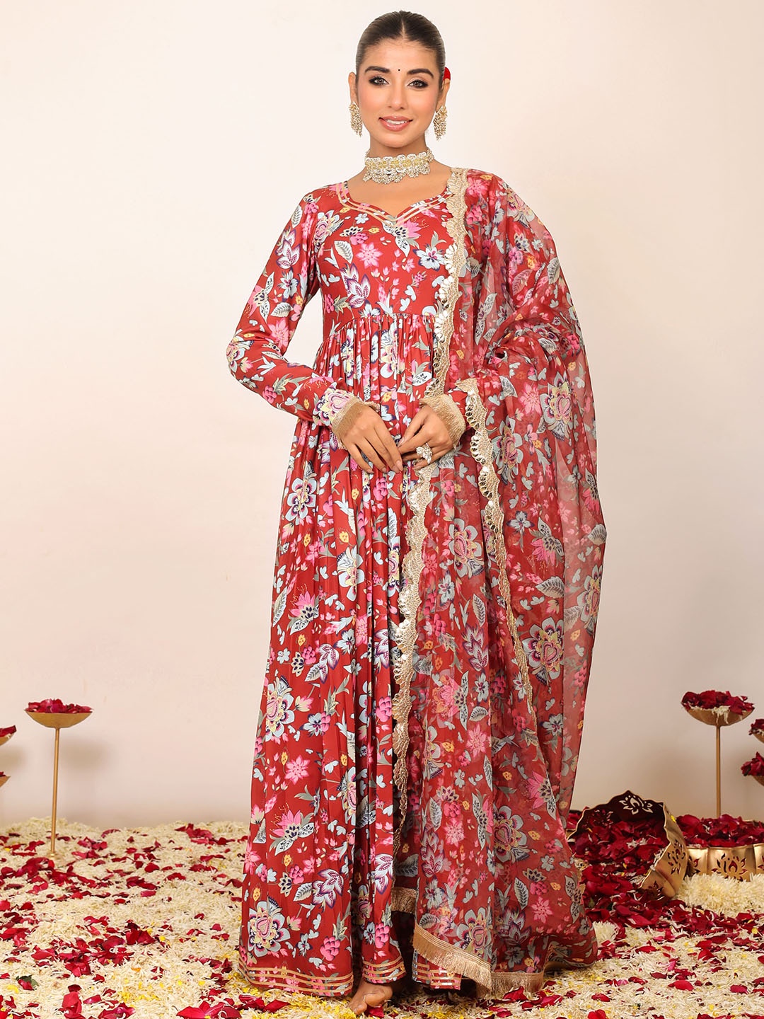 KAORI BY SHREYA AGARWAL Floral Printed Long Sleeves Anarkali Kurta With Dupatta, Red
KAORI BY SHREYA AGARWAL Floral Printed Long Sleeves Anarkali Kurta With Dupatta, Red