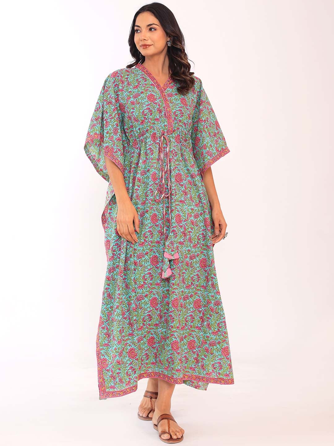 KAORI BY SHREYA AGARWAL Floral Printed Flared Sleeves Cotton Thread Work Kaftan Kurta, Sea green
KAORI BY SHREYA AGARWAL Floral Printed Flared Sleeves Cotton Thread Work Kaftan Kurta, Sea green