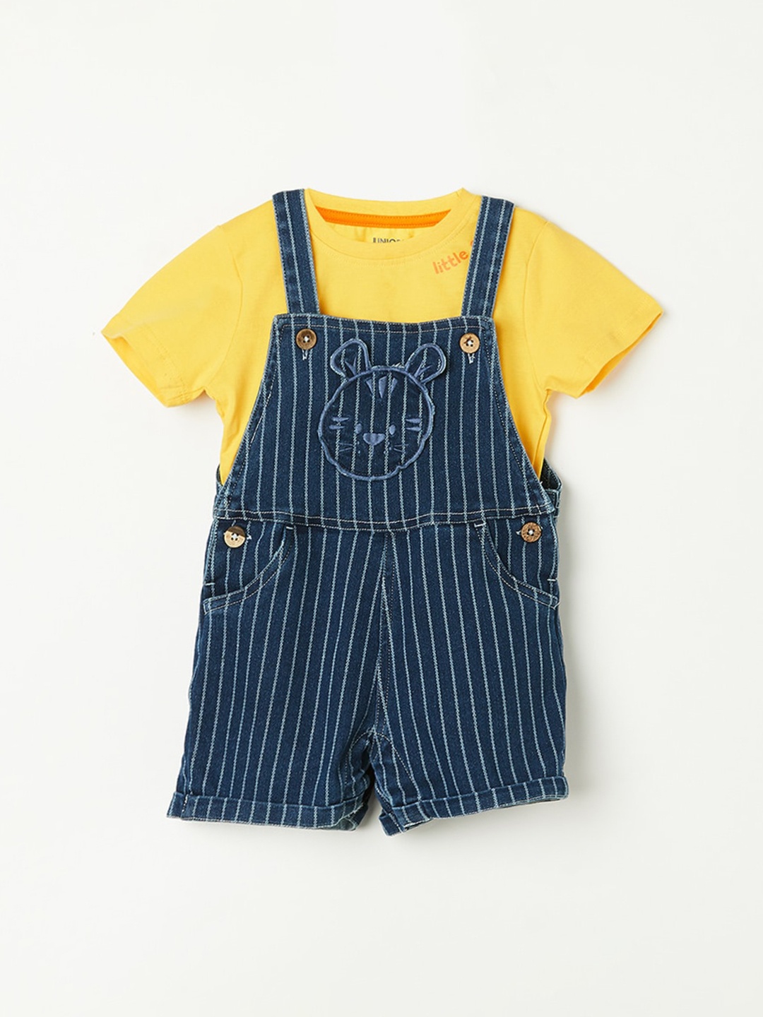 Juniors by Lifestyle Infant Boys Striped Pure Cotton Tapered-Fit Dungaree With T-shirt, Blue
Juniors by Lifestyle Infant Boys Striped Pure Cotton Tapered-Fit Dungaree With T-shirt, Blue