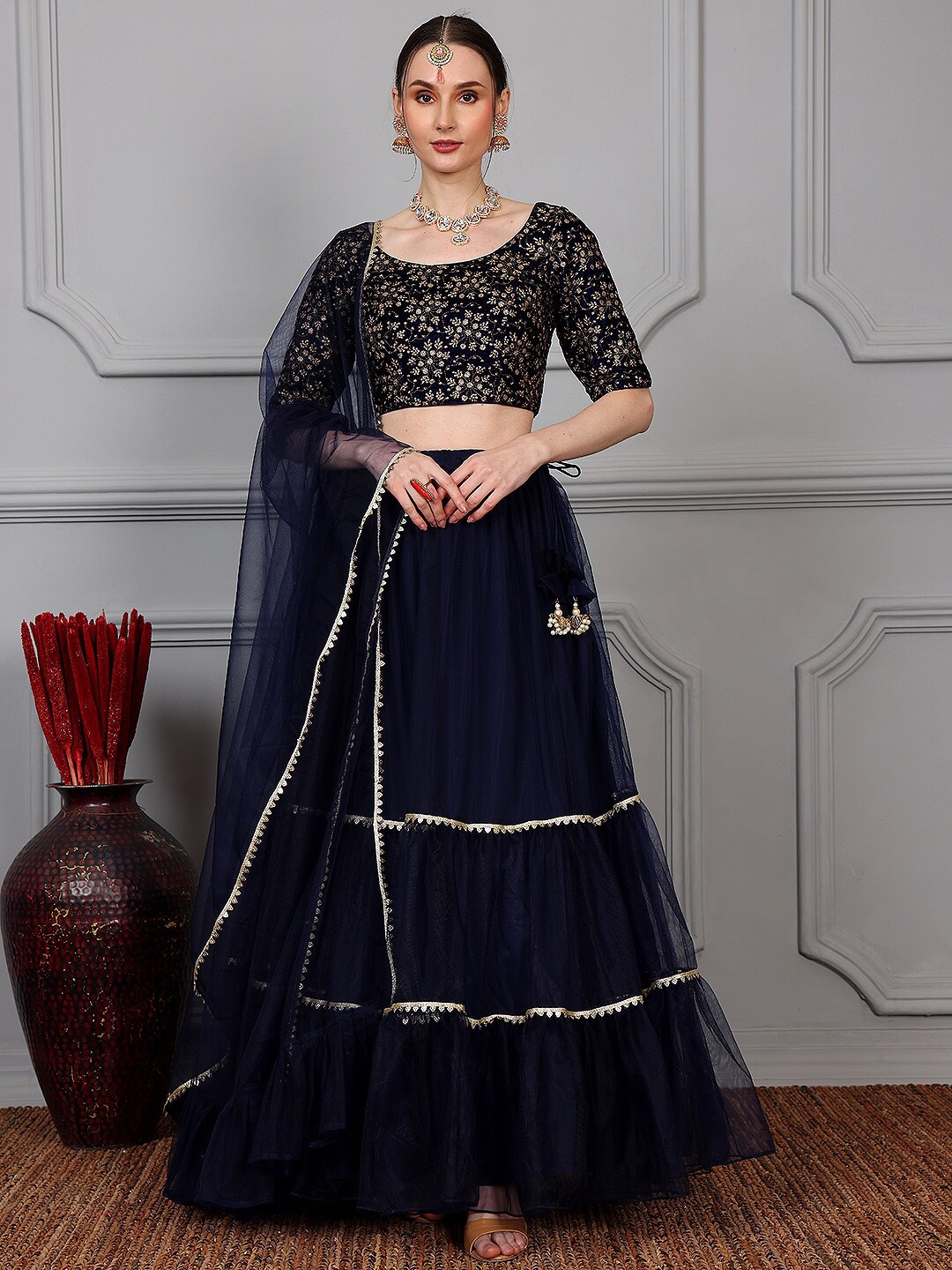 Ethnovog Floral Embellished Velvet Semi-Stitched Lehenga & Unstitched Blouse With Dupatta, Navy blue
Ethnovog Floral Embellished Velvet Semi-Stitched Lehenga & Unstitched Blouse With Dupatta, Navy blue