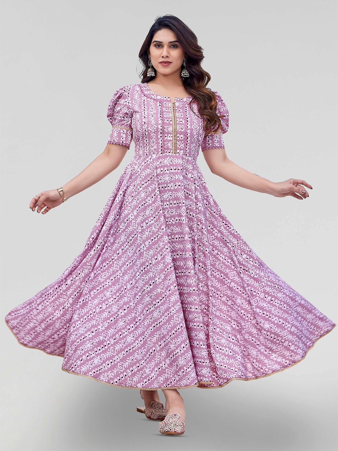 PYARI - A style for every story Embellished Ethnic Motifs Printed Puff Sleeves Maxi Dress, Purple
PYARI - A style for every story Embellished Ethnic Motifs Printed Puff Sleeves Maxi Dress, Purple