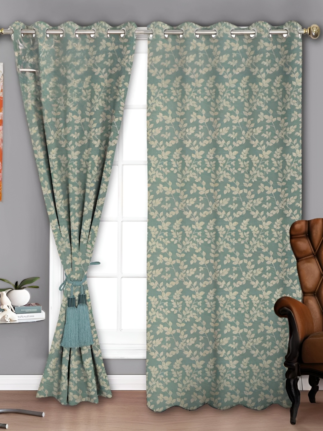 Parda Sansar Grey & Off White 2 Pieces Floral Printed Room Darkening Long Door Curtain
Parda Sansar Grey & Off White 2 Pieces Floral Printed Room Darkening Long Door Curtain