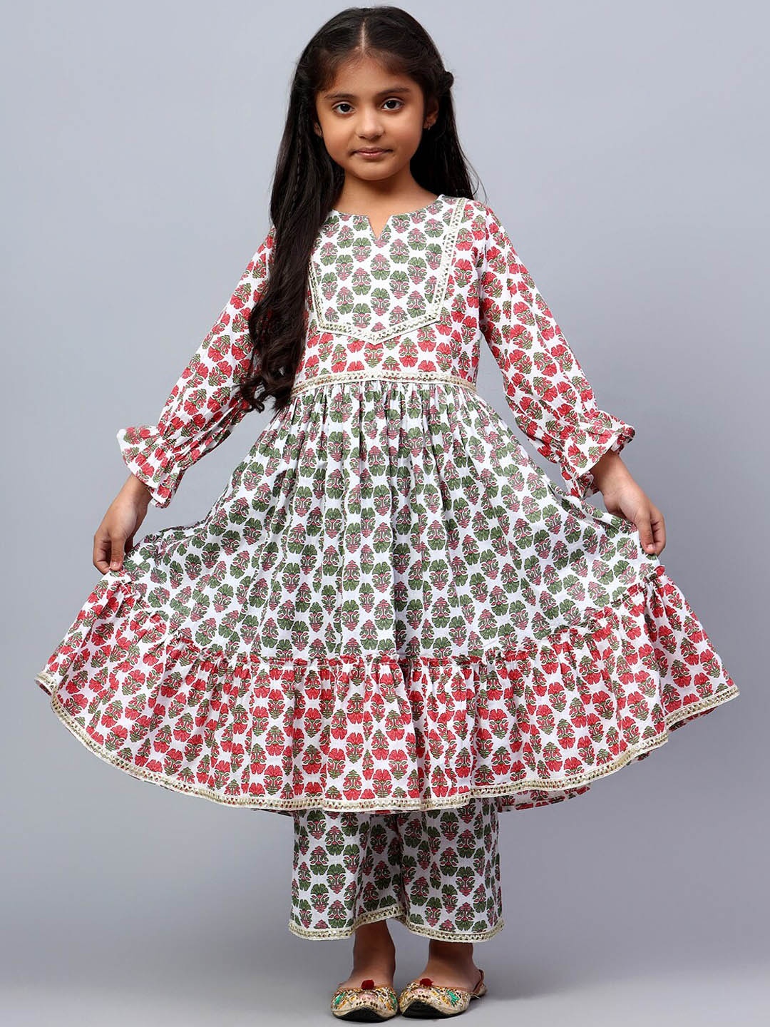 BAESD Girls Ethnic Motifs Printed Pure Cotton A-Line Kurta With Palazzos, Green
BAESD Girls Ethnic Motifs Printed Pure Cotton A-Line Kurta With Palazzos, Green