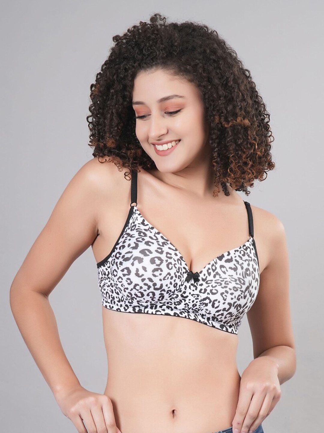 Broiden Animal Printed All Day Comfort Everyday Bra Full Coverage Lightly Padded, White
Broiden Animal Printed All Day Comfort Everyday Bra Full Coverage Lightly Padded, White