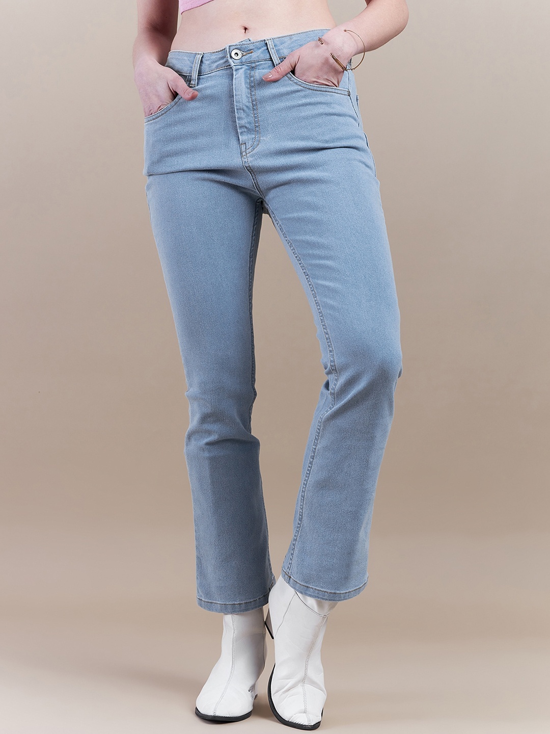 The Roadster Lifestyle Co Women Blue Comfort Bootcut Clean Look Stretchable Jeans
The Roadster Lifestyle Co Women Blue Comfort Bootcut Clean Look Stretchable Jeans