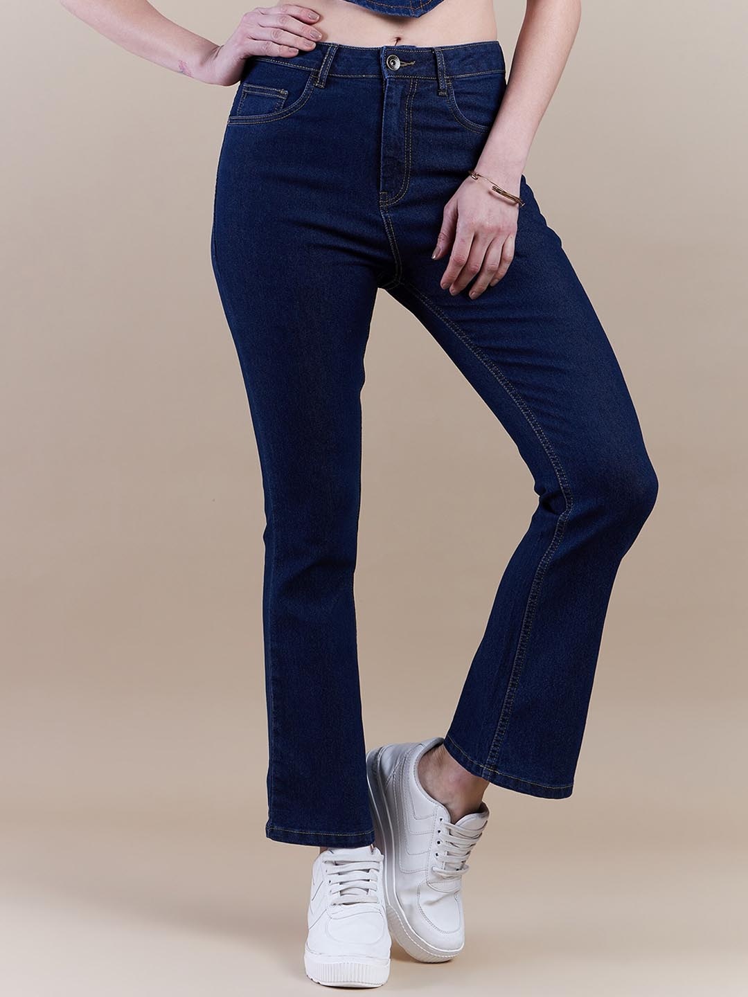 The Roadster Lifestyle Co Women Blue Comfort Bootcut Clean Look Stretchable Jeans
The Roadster Lifestyle Co Women Blue Comfort Bootcut Clean Look Stretchable Jeans
