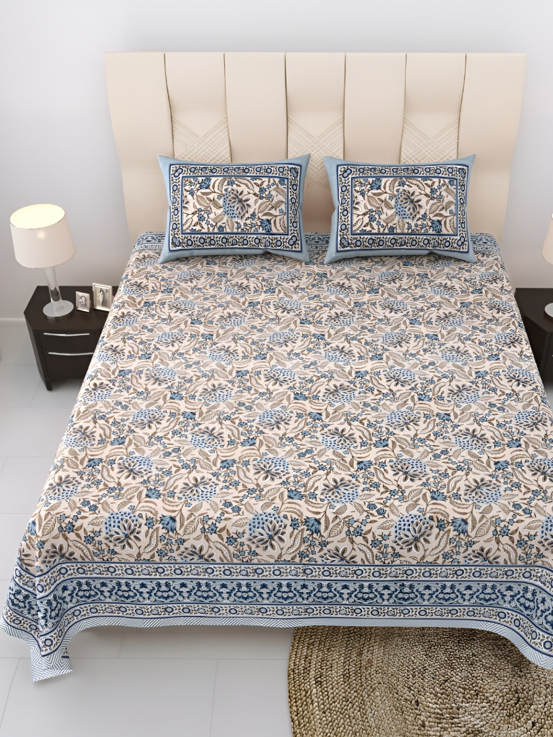 EasyGoods Blue & Beige Floral 250 TC King Cotton Bedsheet with 2 Pillow Covers
EasyGoods Blue & Beige Floral 250 TC King Cotton Bedsheet with 2 Pillow Covers