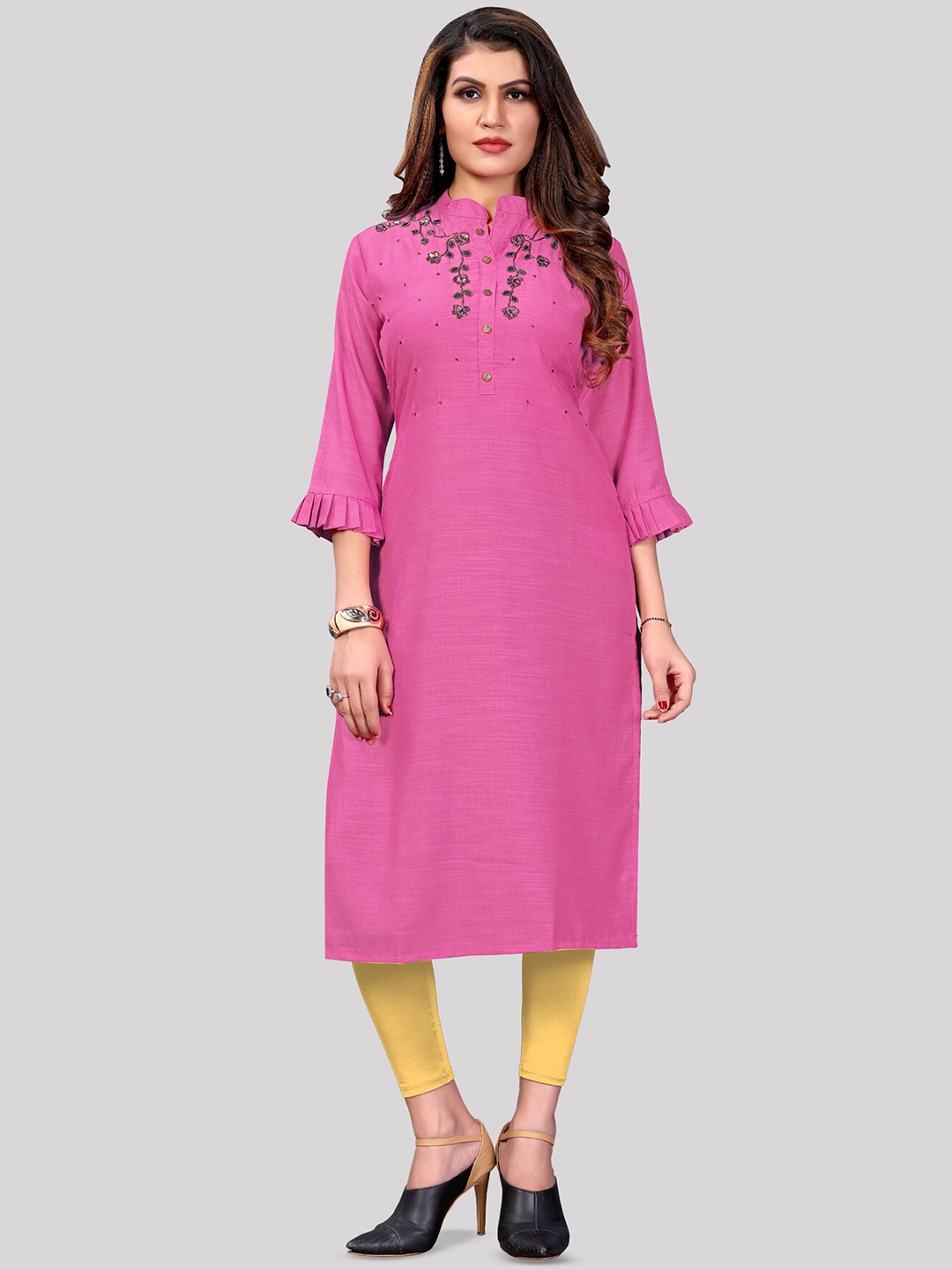 Archittam Ethnic Motifs Yoke Design Mandarin Collar Beads & Stones Detailed Straight Kurta, Pink
Archittam Ethnic Motifs Yoke Design Mandarin Collar Beads & Stones Detailed Straight Kurta, Pink