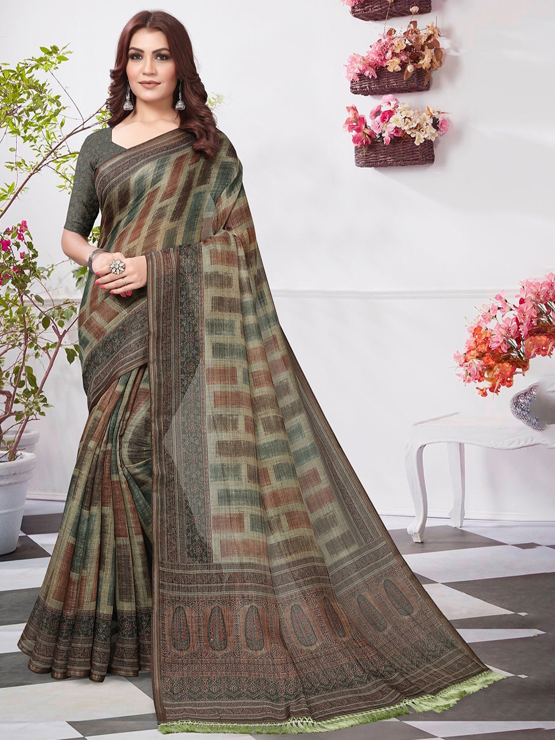 ARYZE Geometric Printed Zari Art Silk Saree, Olive