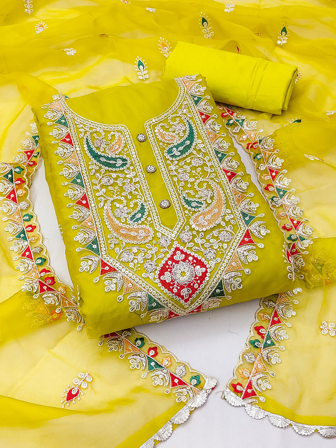 MANVAA Ethnic Motifs Embroidered Beads and Stones Organza Unstitched Dress Material, Green
MANVAA Ethnic Motifs Embroidered Beads and Stones Organza Unstitched Dress Material, Green