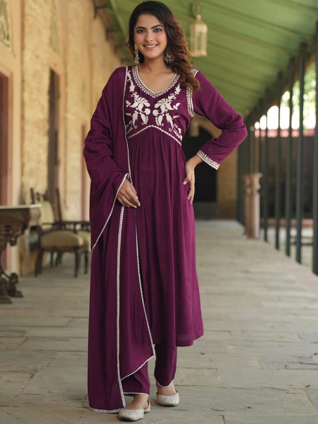 KAJREE Floral Embroidered Empire Thread Work Kurta with Trousers & Dupatta, Maroon
KAJREE Floral Embroidered Empire Thread Work Kurta with Trousers & Dupatta, Maroon