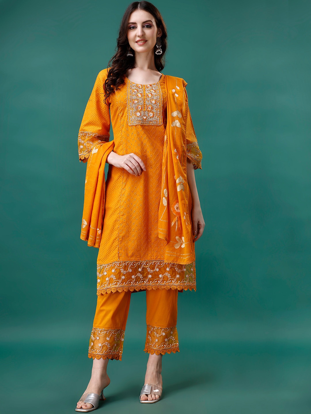KALINI Ethnic Motifs Embroidered Thread Work Pure Cotton Kurta With Trousers & Dupatta, Mustard
KALINI Ethnic Motifs Embroidered Thread Work Pure Cotton Kurta With Trousers & Dupatta, Mustard