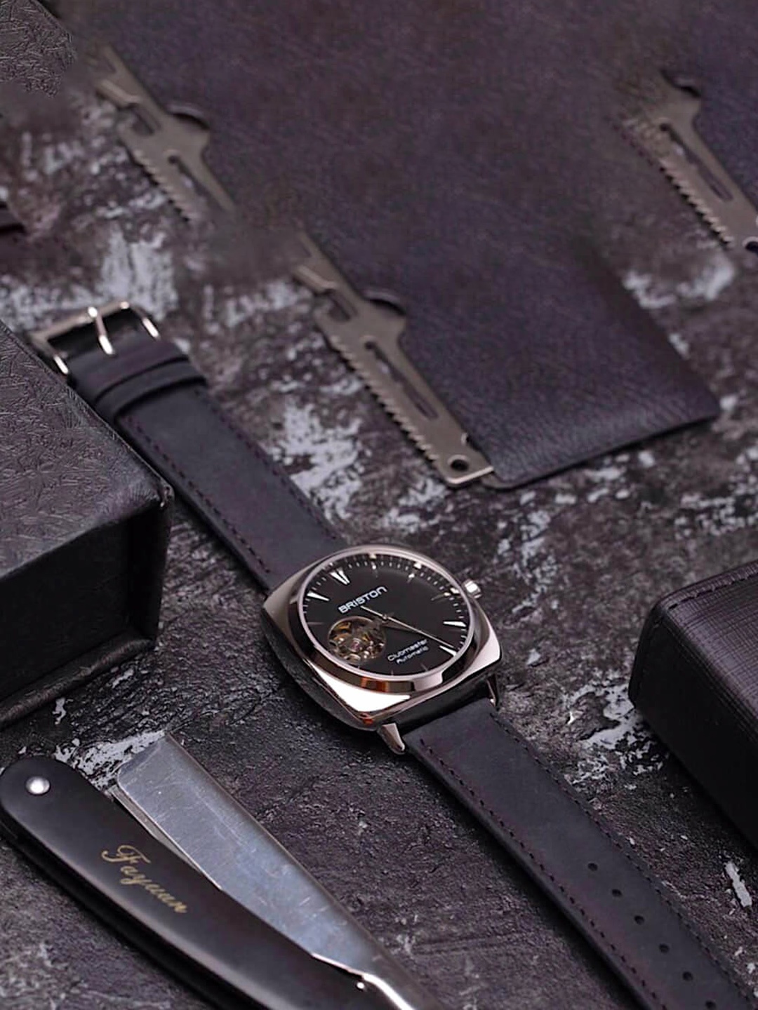 BRISTON Brass Dial & Leather Textured Straps Analogue Automatic Motion Powered Watch, Black
BRISTON Brass Dial & Leather Textured Straps Analogue Automatic Motion Powered Watch, Black