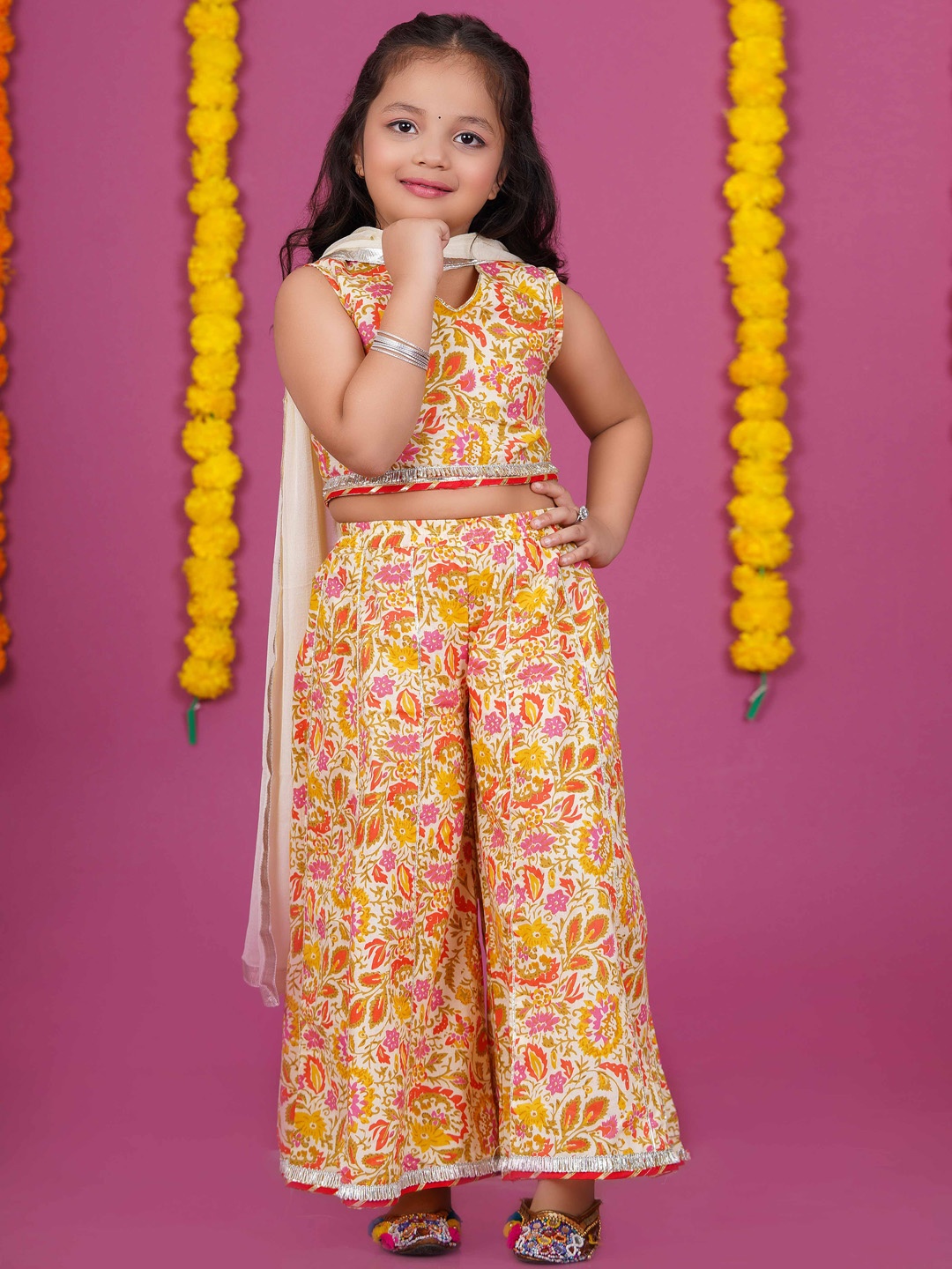 Stuffie Land Girls Ethnic Motifs Printed Gotta Patti Pure Cotton Top Palazzos & Dupatta, Cream
Stuffie Land Girls Ethnic Motifs Printed Gotta Patti Pure Cotton Top Palazzos & Dupatta, Cream