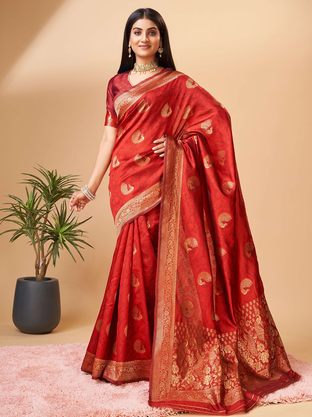 VEDANT VASTRAM Ethnic Motifs Woven Design Zari Banarasi Saree, Red