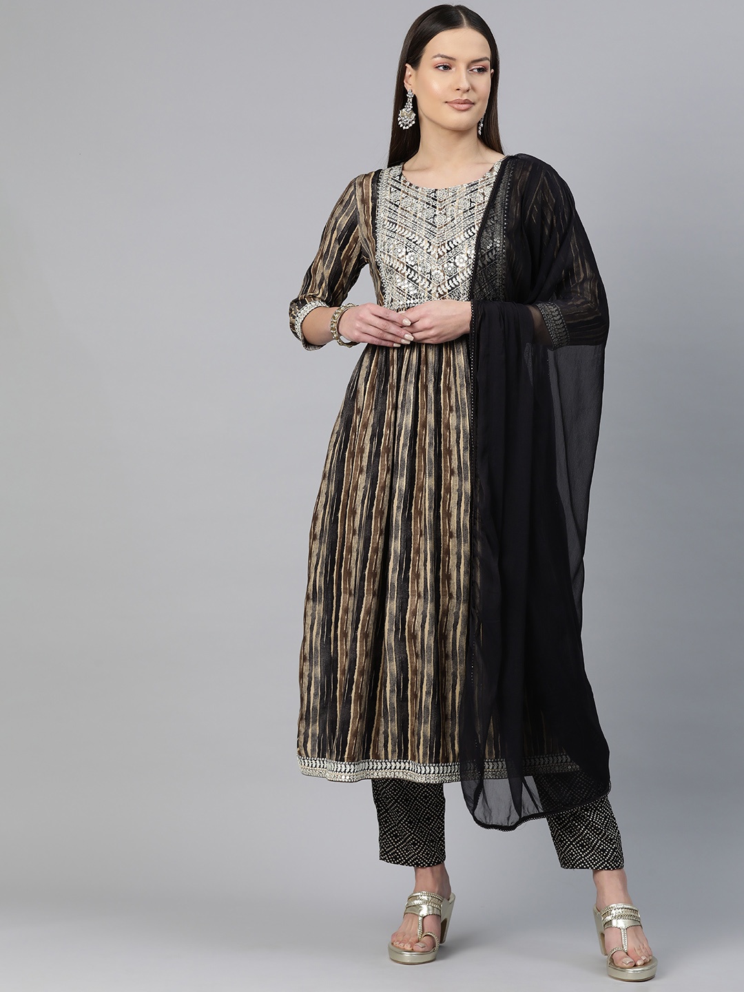 Readiprint Women Ethnic Motifs Yoke Design Pleated Sequinned Kurta with Palazzos & With Dupatta, Black
Readiprint Women Ethnic Motifs Yoke Design Pleated Sequinned Kurta with Palazzos & With Dupatta, Black