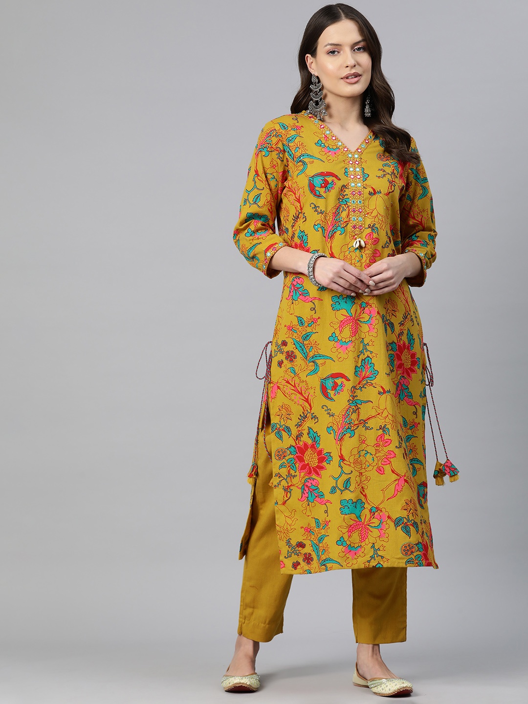 Readiprint Fashions Floral Printed Mirror Work Pure Cotton Kurta with Trousers, Mustard
Readiprint Fashions Floral Printed Mirror Work Pure Cotton Kurta with Trousers, Mustard