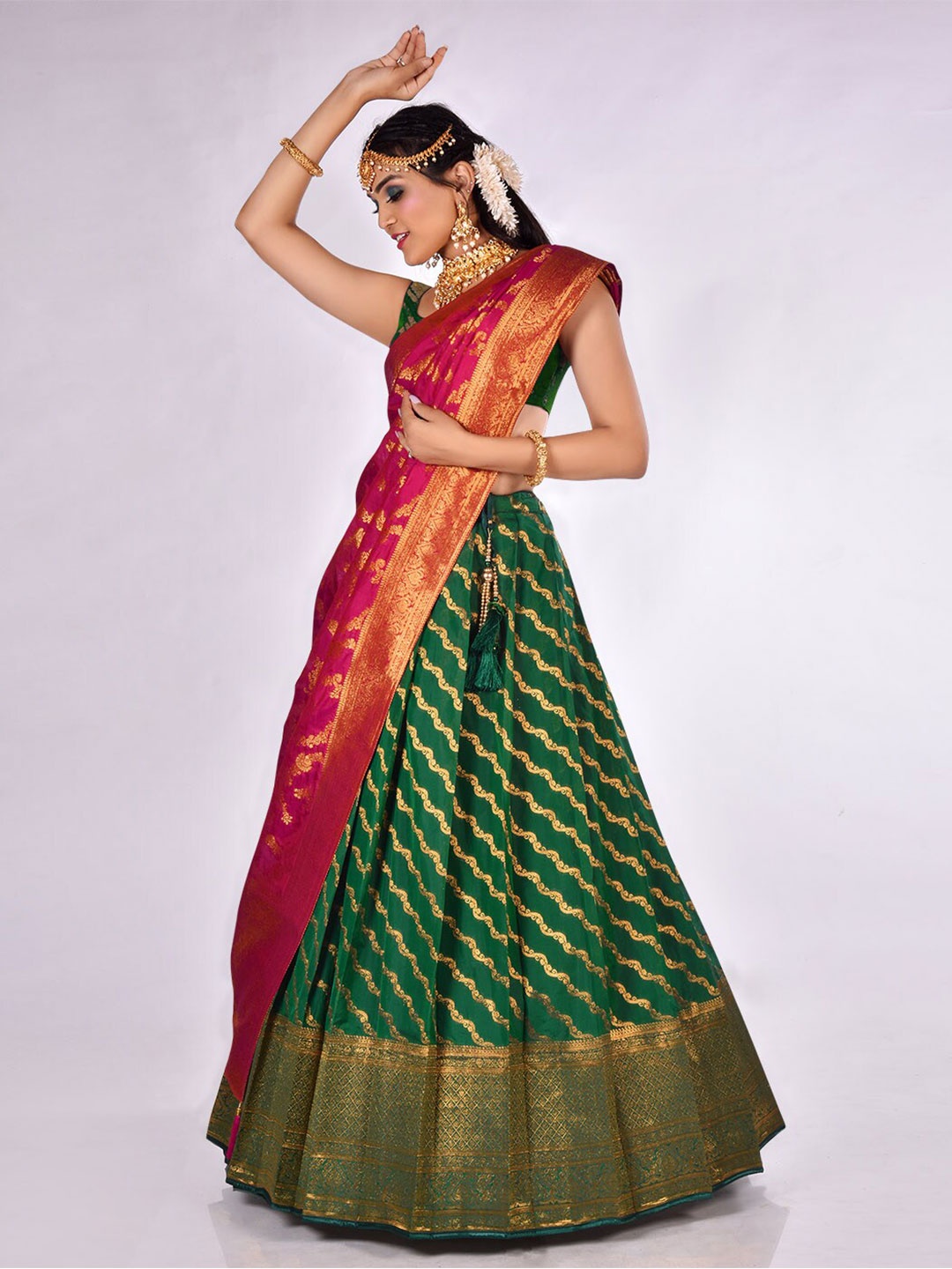 HALFSAREE STUDIO Woven Design Semi-Stitched Lehenga & Unstitched Blouse With Dupatta, Green
HALFSAREE STUDIO Woven Design Semi-Stitched Lehenga & Unstitched Blouse With Dupatta, Green