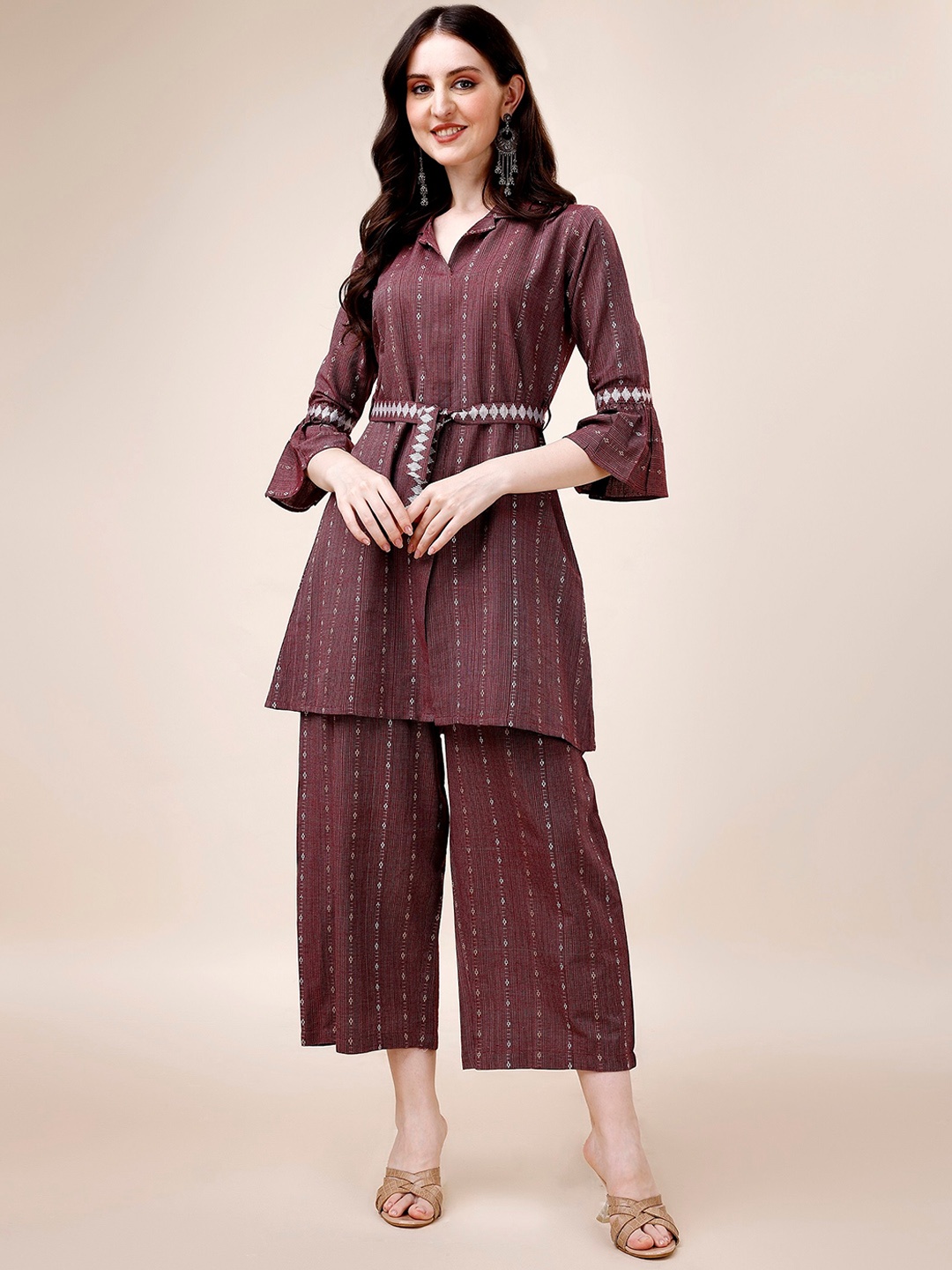 WILNERCROWN Ethnic Motifs Self Design Shirt Collar Bell Sleeves Kurti with Trousers, Maroon
WILNERCROWN Ethnic Motifs Self Design Shirt Collar Bell Sleeves Kurti with Trousers, Maroon
