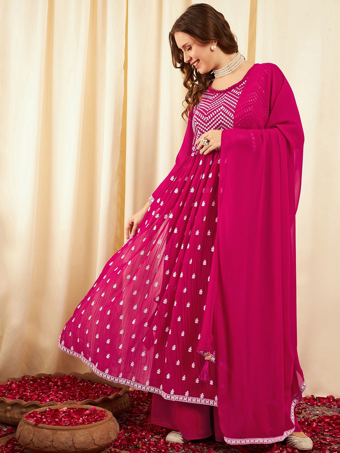 BLACK SCISSOR Ethnic Motifs Embroidered Sequinned Georgette Kurta With Palazzos & Dupatta, Pink
BLACK SCISSOR Ethnic Motifs Embroidered Sequinned Georgette Kurta With Palazzos & Dupatta, Pink