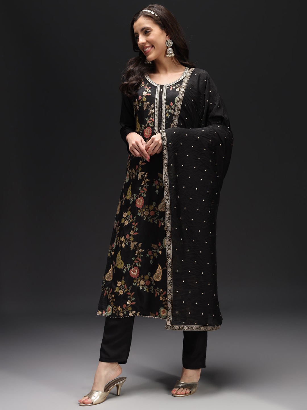 HEEPOSH Floral Woven Design Sequinned Silk Crepe Kurta With Trousers & Dupatta, Black
HEEPOSH Floral Woven Design Sequinned Silk Crepe Kurta With Trousers & Dupatta, Black