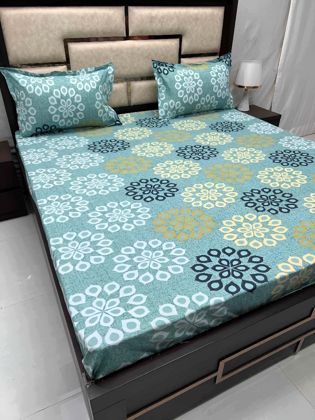 Pure Decor Green & Navy Blue Ethnic Motifs Cotton 300 TC Queen Bedsheet & 2 Pillow Covers
Pure Decor Green & Navy Blue Ethnic Motifs Cotton 300 TC Queen Bedsheet & 2 Pillow Covers