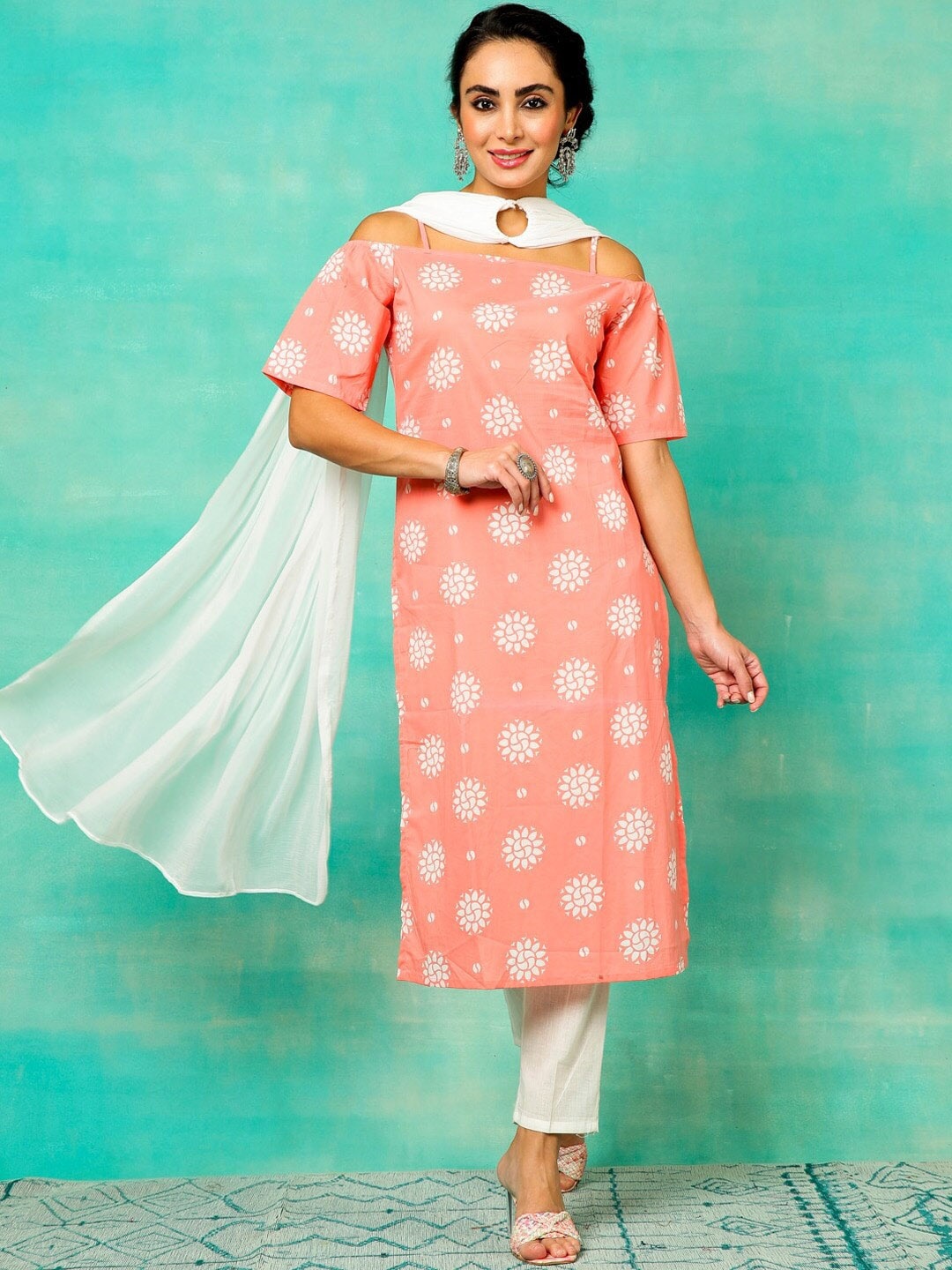 AKS Floral Printed Cold-Shoulder Sleeves Regular Pure Cotton Kurta With Trousers & Dupatta, Peach
AKS Floral Printed Cold-Shoulder Sleeves Regular Pure Cotton Kurta With Trousers & Dupatta, Peach