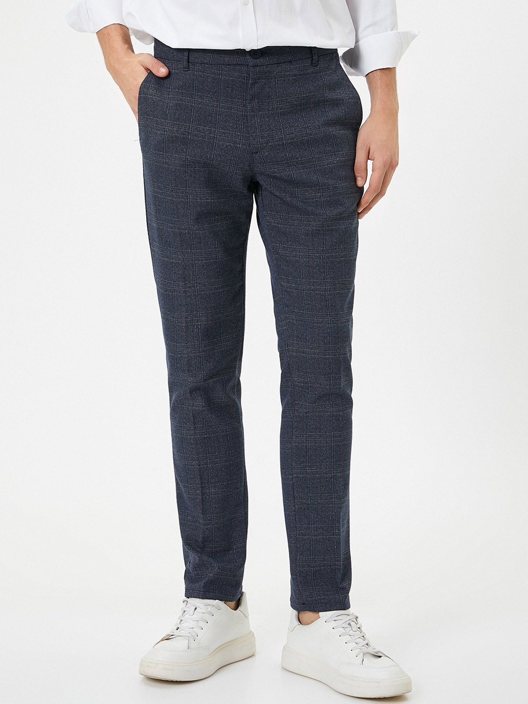Koton Men Mid-Rise Trousers, Blue