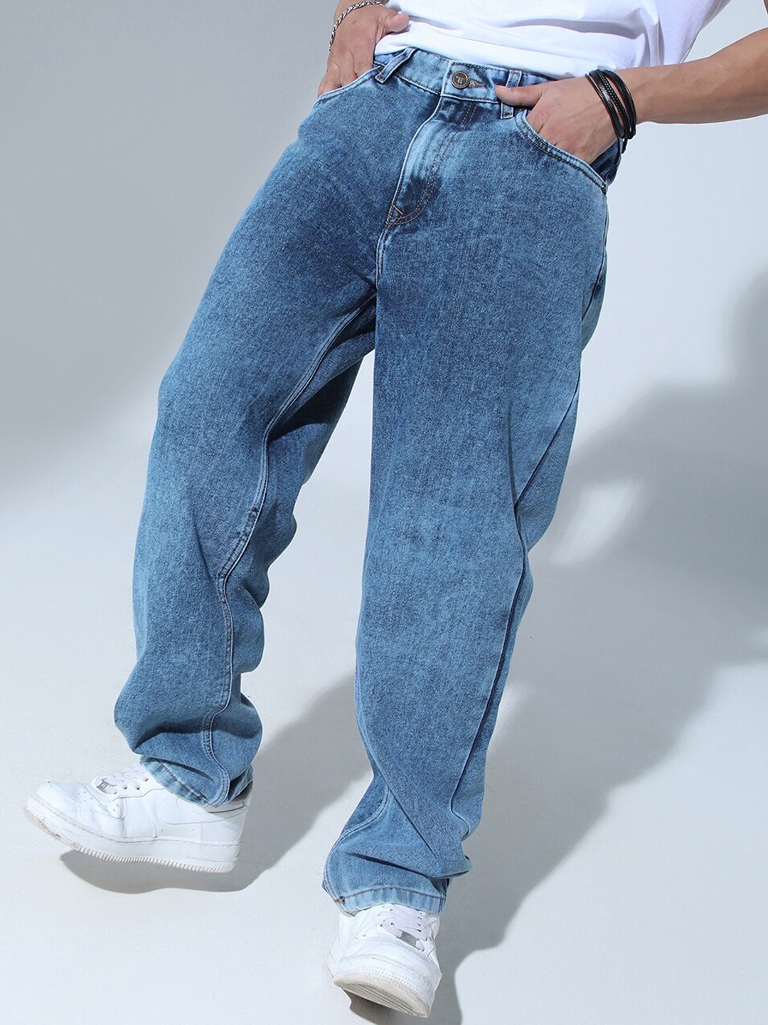 Hubberholme Men 90's Relaxed Straight Fit Mid-Rise Light Fade Clean Look Pure Cotton Jeans, Blue
Hubberholme Men 90's Relaxed Straight Fit Mid-Rise Light Fade Clean Look Pure Cotton Jeans, Blue