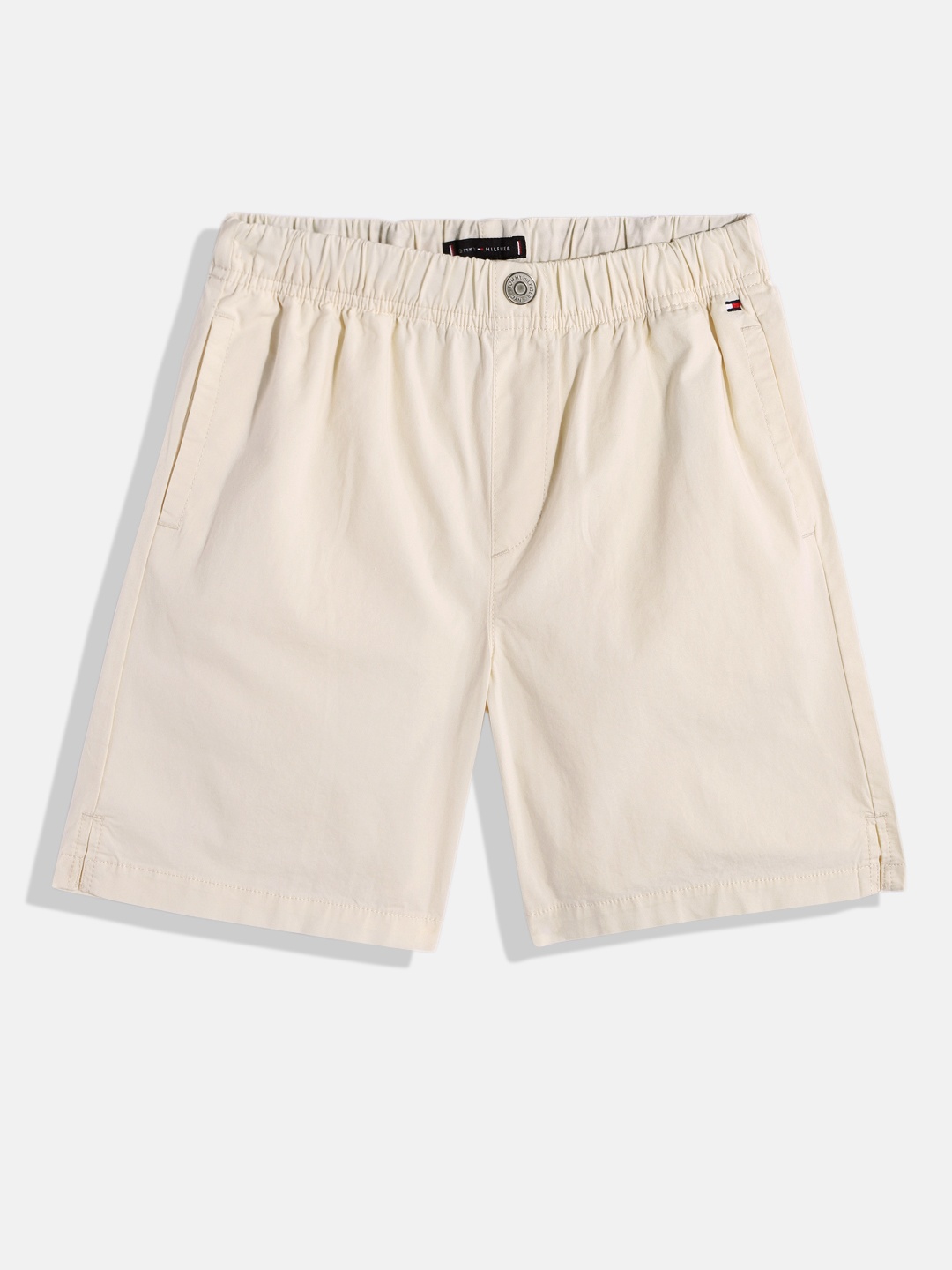Tommy Hilfiger Boys Loose Fit Regular Shorts With Mini Side Slits & Button Detail, Off white
Tommy Hilfiger Boys Loose Fit Regular Shorts With Mini Side Slits & Button Detail, Off white